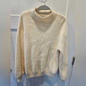Women’s Fuzzy Faux Mink Sweater Cream Ivory Soft Cozy Korea One Size/Medium